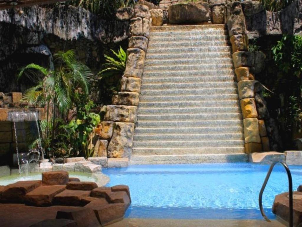Goldenfield Kundutel Hotel Bacolod Eksteriør billede