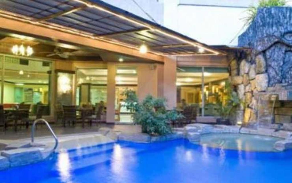 Goldenfield Kundutel Hotel Bacolod Eksteriør billede