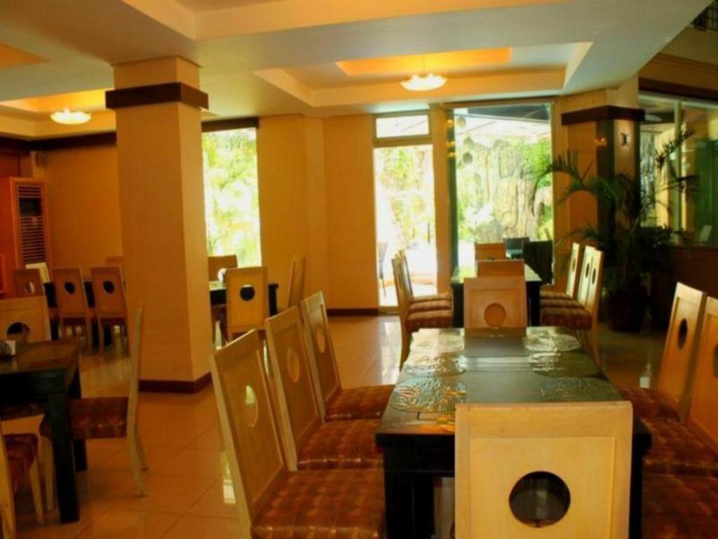 Goldenfield Kundutel Hotel Bacolod Eksteriør billede